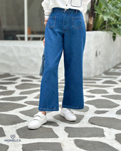 Load image into Gallery viewer, Momelca Bonnie Denim Pants / Celana Wanita
