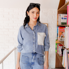 Load image into Gallery viewer, Momelca Irena Denim Top Atasan Wanita
