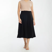 Load image into Gallery viewer, RAYA COLLECTION - Momelca Kaia Midi Skirt - Bawahan Rok Untuk Wanita
