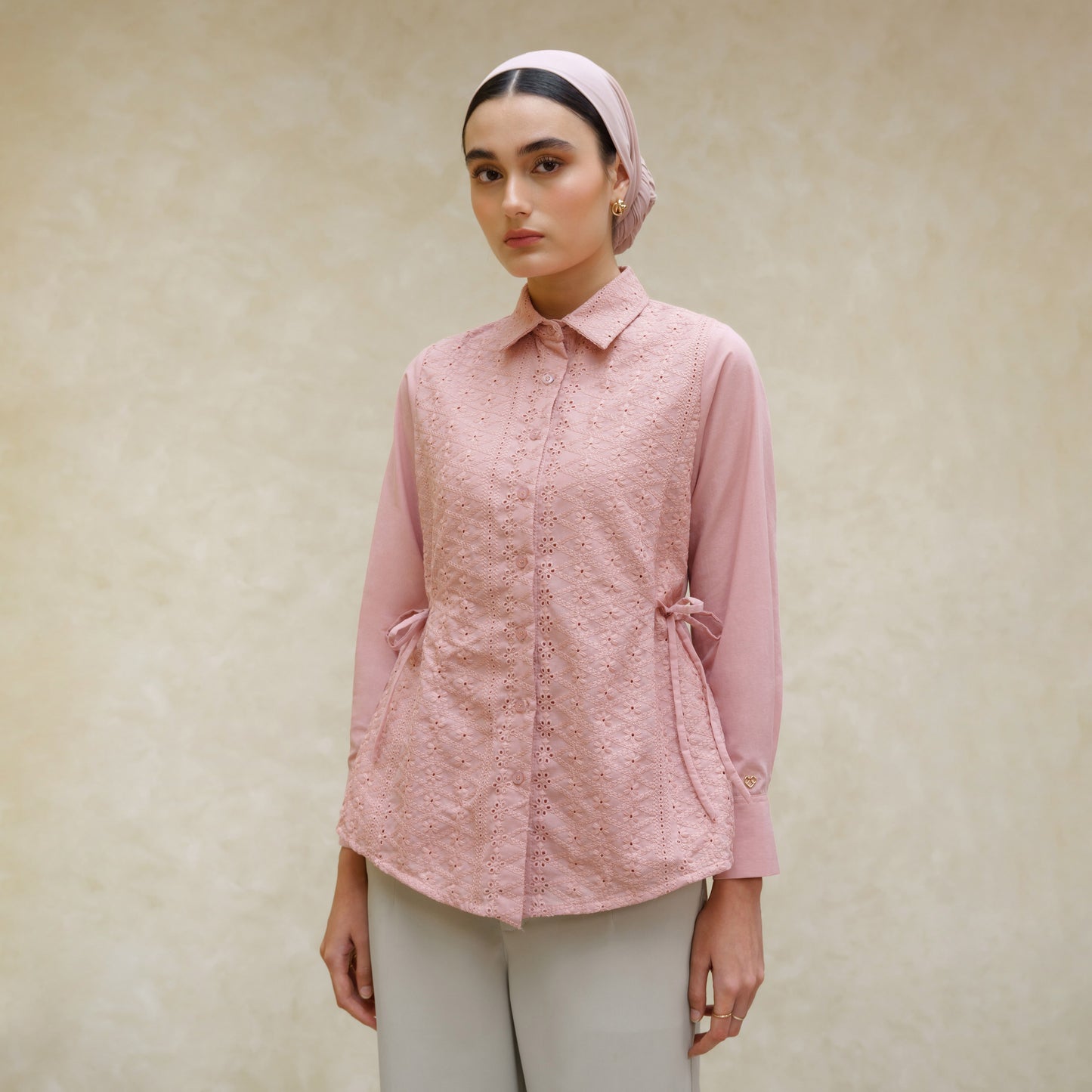 Momelca Ganiya Embroidery Shirt - Blouse Wanita Lengan Panjang