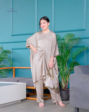 Load image into Gallery viewer, Arsy Kaftan Set
